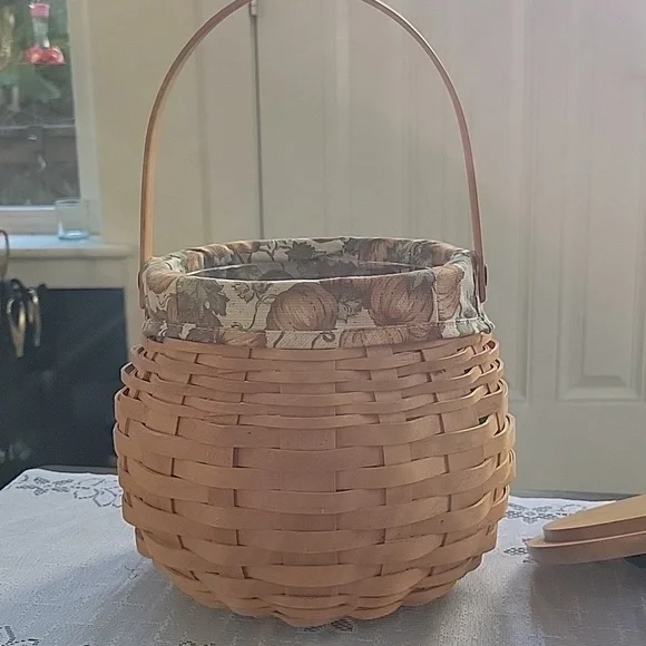 Longaberger 2001 Pumpkin Patch Basket - Picture 7 of 15